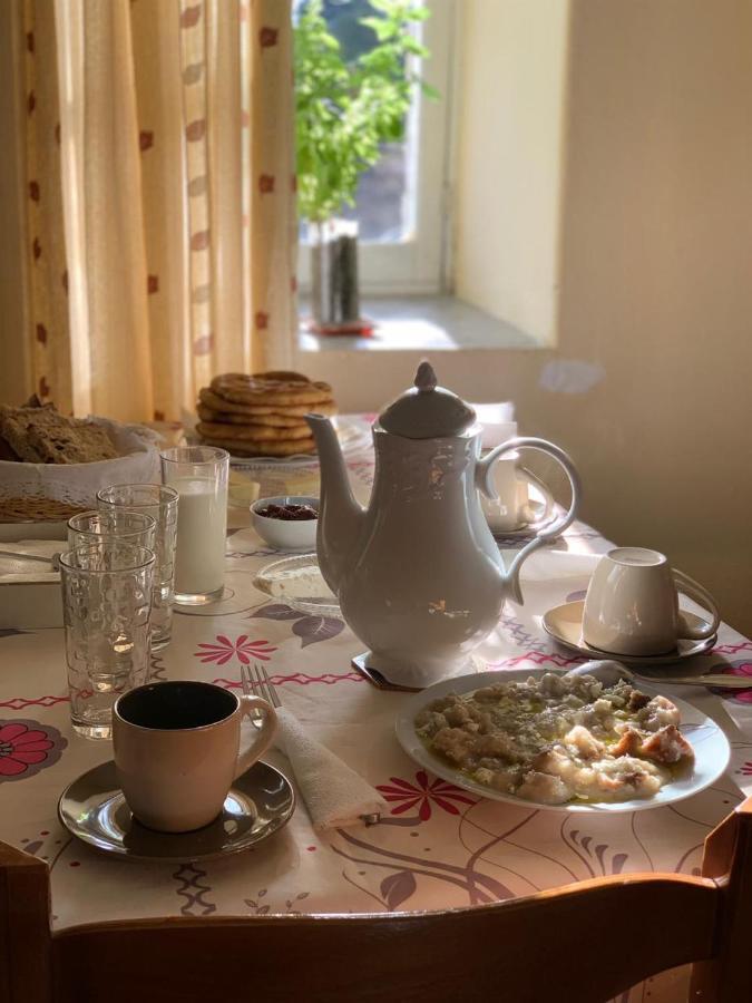 Lori'S Traditional House Gjirokastër Eksteriør billede